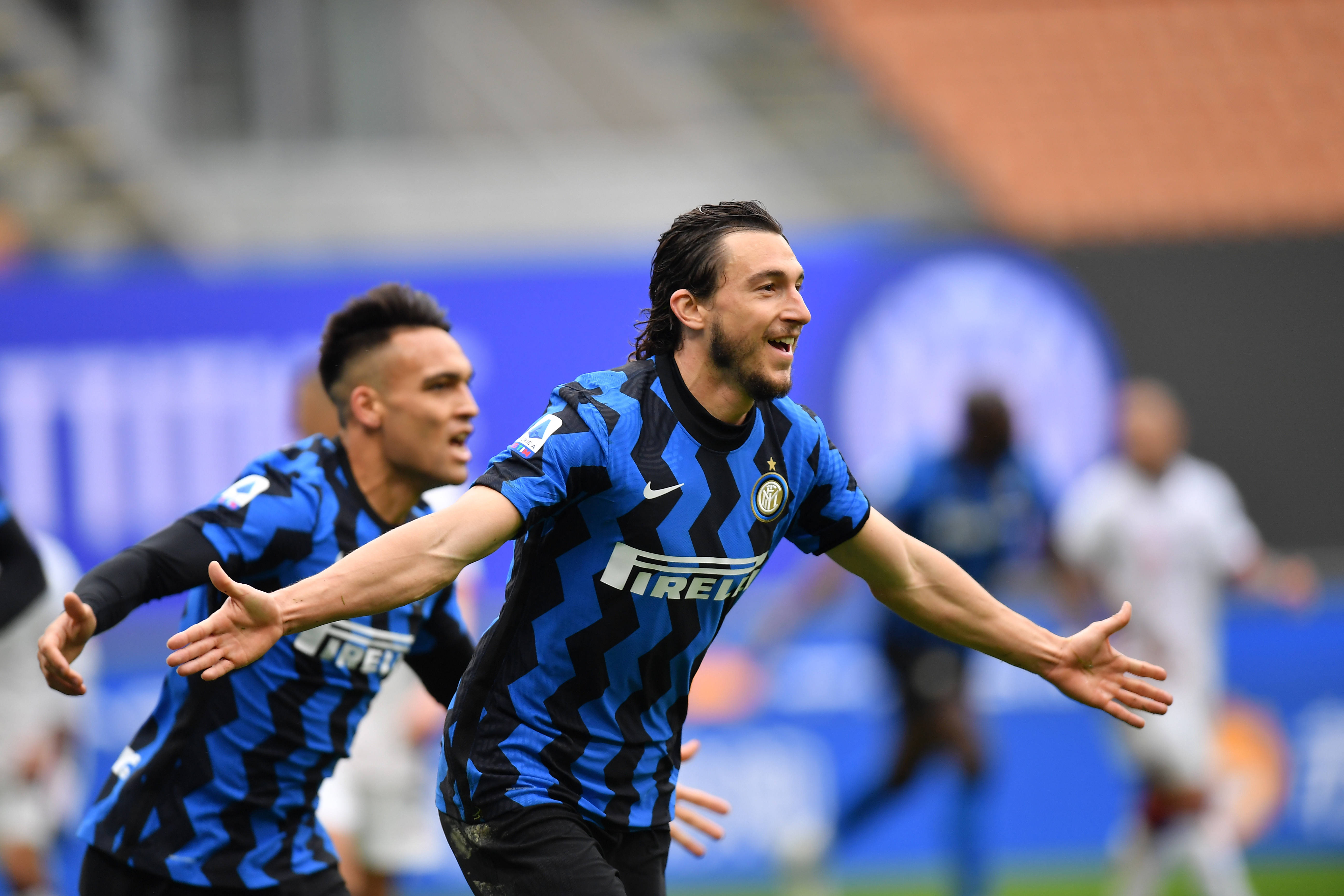 状态出色！申京&杜兰特&阿门三人同砍20+得分（状态火热！申京、杜兰特、阿门各砍20+得分）