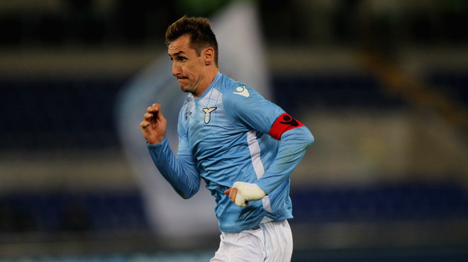 打入精彩贴地斩，卡洛斯-奥古斯托当选国米2-1凯拉特全场最佳（贴地斩破门，卡洛斯-奥古斯托当选全场最佳，国米2-1击败凯拉特）