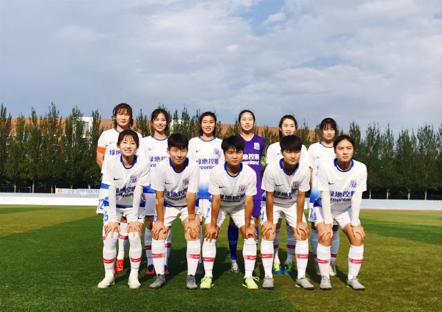 热刺vs布伦特福德前瞻：热刺5轮不胜 主场要擒客小蜜蜂提升士气（热刺迎战布伦特福德前瞻：近5轮未胜，力争主场拿下“小蜜蜂”提振士气）