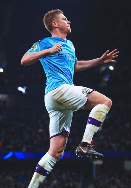 图片报：因两名前锋状态差，多特考虑冬窗签维罗纳前锋焦瓦内（图片报：两名前锋低迷，多特或冬窗引进维罗纳前锋焦瓦内）