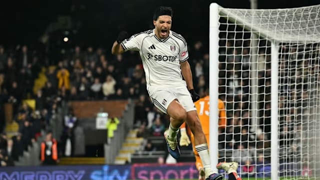 记者：费内巴切有意在冬窗引进罗马前锋多夫比克（记者曝费内巴切盯上罗马前锋多夫比克，计划冬窗引进）