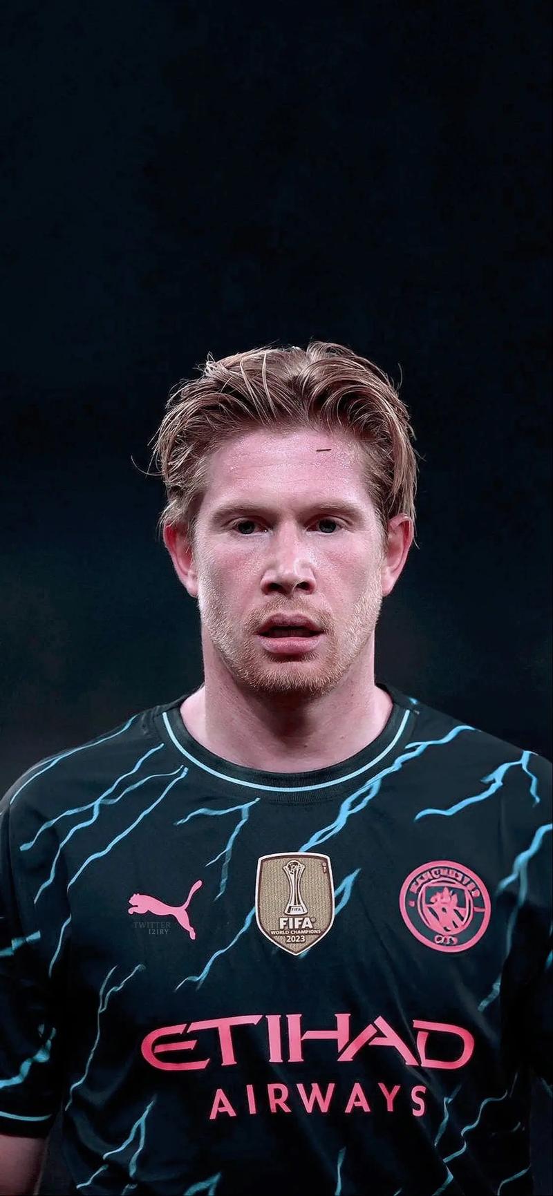 梅西小时候铃声响了不回教室，老师批评他：马拉多纳只有一个（梅西童年上课铃响仍不回教室，老师直言：马拉多纳只有一个）