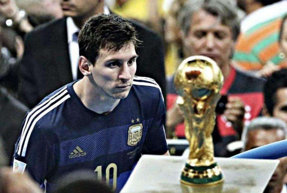 一战跌两名！湖人不敌马刺后从西部第二掉落至西部第四（湖人不敌马刺后排名连降两位：由西部第2滑至第4）