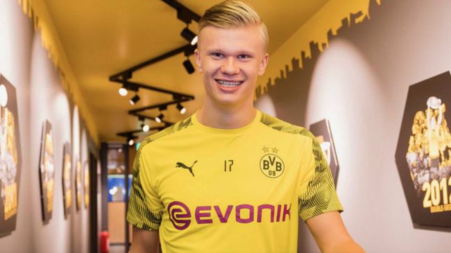 🎮K杯战报：T1决胜局落后7K翻盘，让二追三逆转DK挺进决赛（K杯速报：T1让二追三，决胜局7K劣势完成翻盘，击败DK挺进决赛）