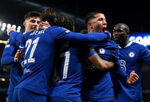 马竞vs瓦伦西亚首发：阿尔瓦雷斯领衔！格子替补，科克在列（马竞战瓦伦西亚首发出炉：阿尔瓦雷斯领衔，格列兹曼替补，科克入选）